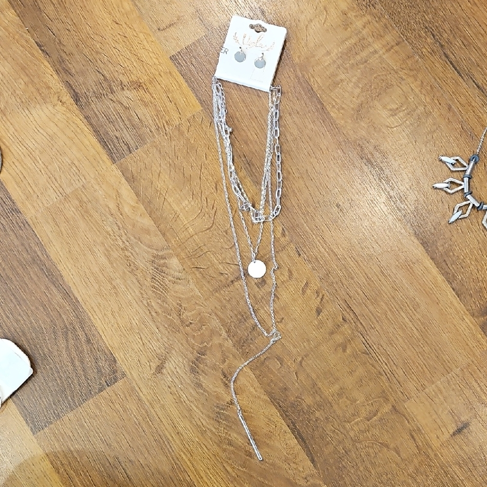 Long Layers NECKLACE with litrle accent earrings
